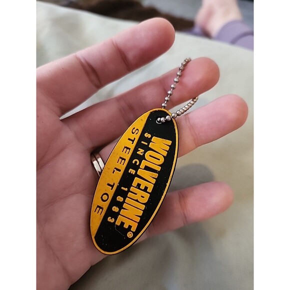 Wolverine Steel Toe Boots And Shoes Keychain, Keyring Yellow Black Plastic - Picture 5 of 6